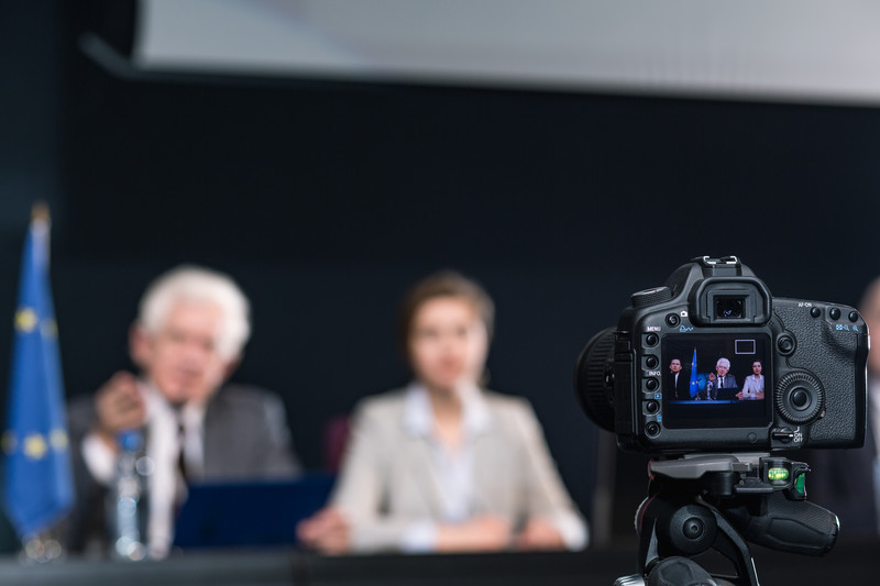  (c) Can Stock Photo / Bialasiewicz